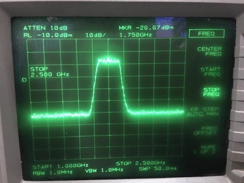 1 ~ 3.5GHz Noise Signal Generator Noise Source Simple Spectrum Tracking Source