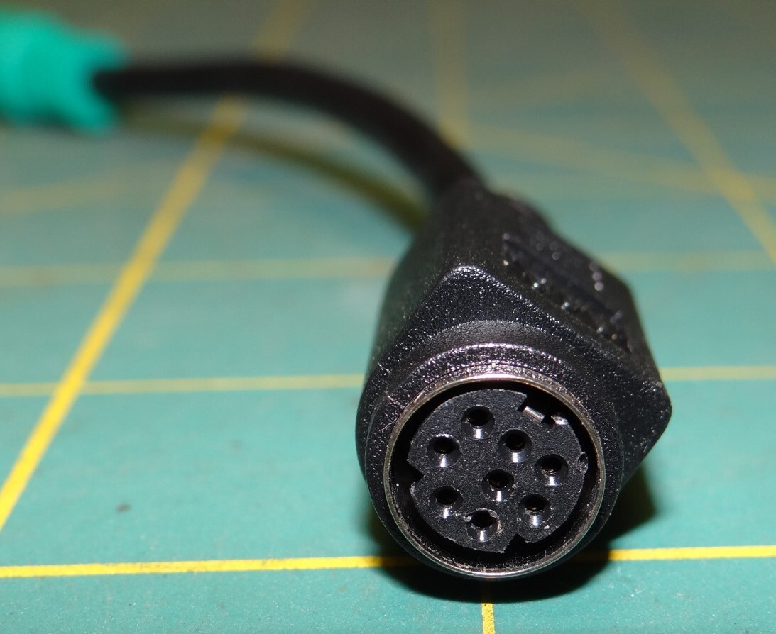 InFocus Projector Adapter PS/2 Mouse GREENDP6150 301104C