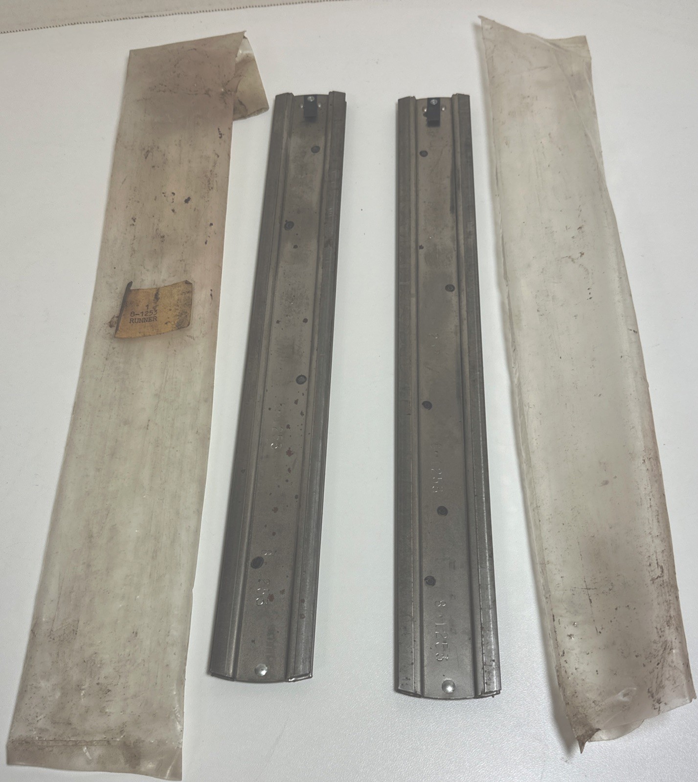 NOS Vintage Snap On Tool Box Drawer Slides Runners 8-1253 Pair New In Package