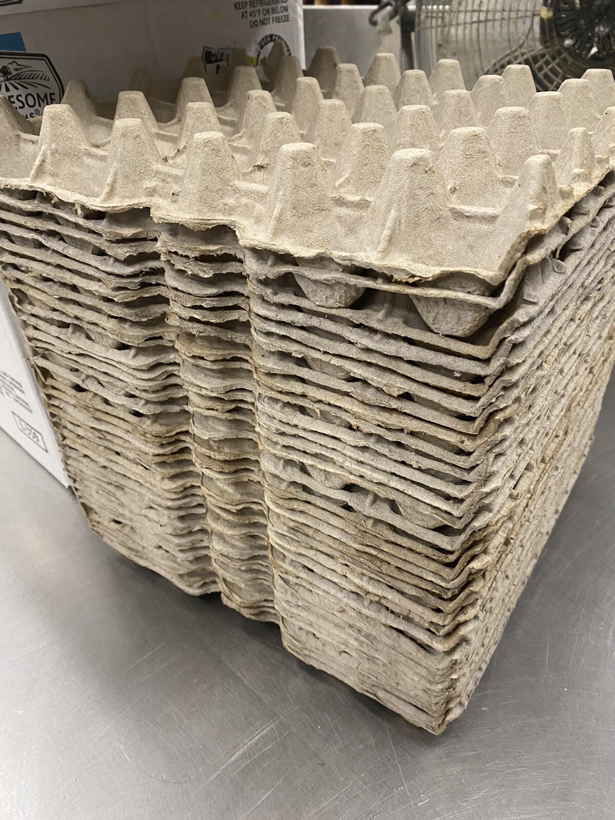 *33*CHICKEN EGG CARTONS PAPER TRAYS FLATS HATCHING CRAFT POULTRY, 990 EGGS TOTAL