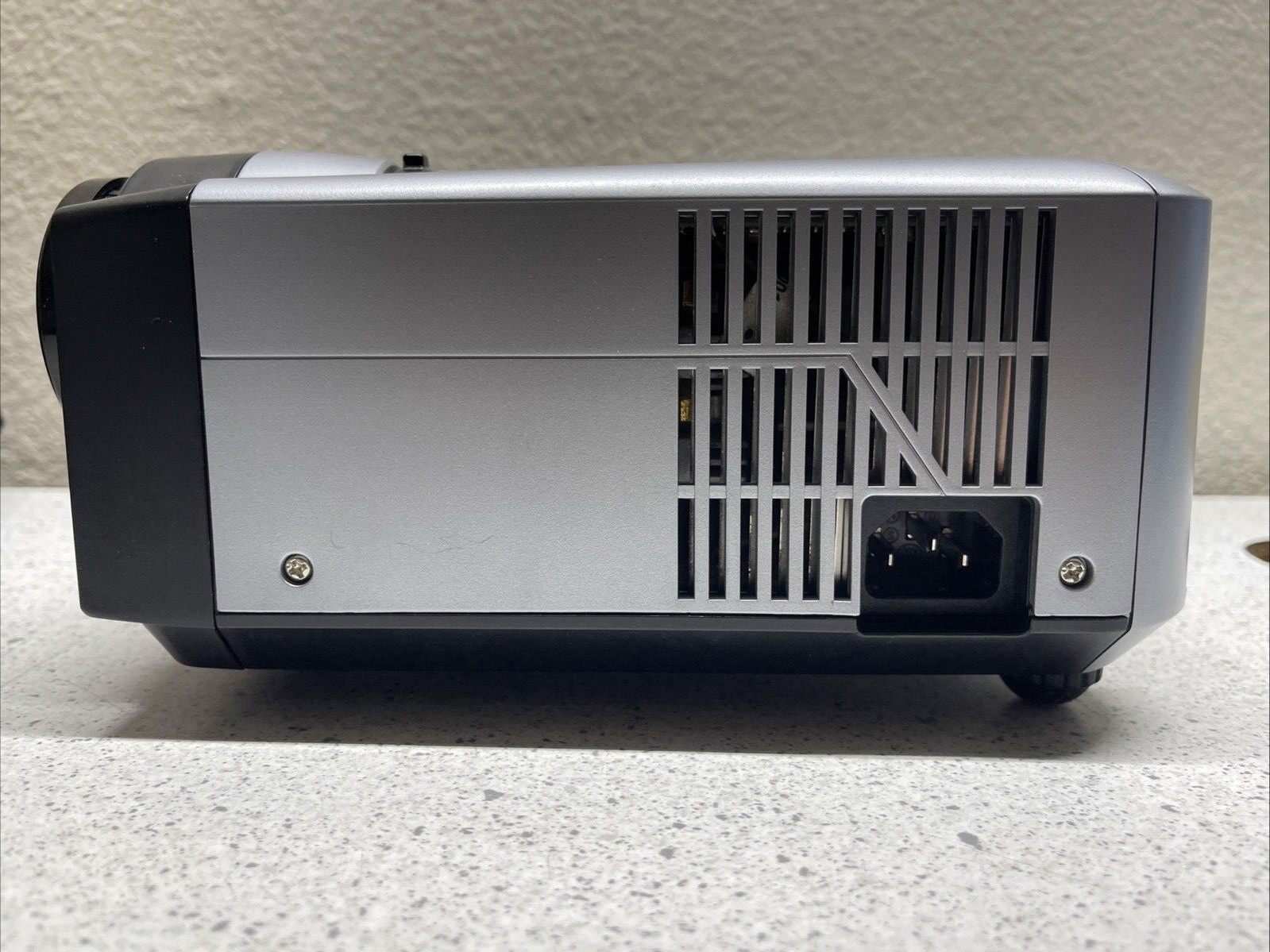 Optoma EP716 Projector w/ Padded Case Portable with Easy Setup
