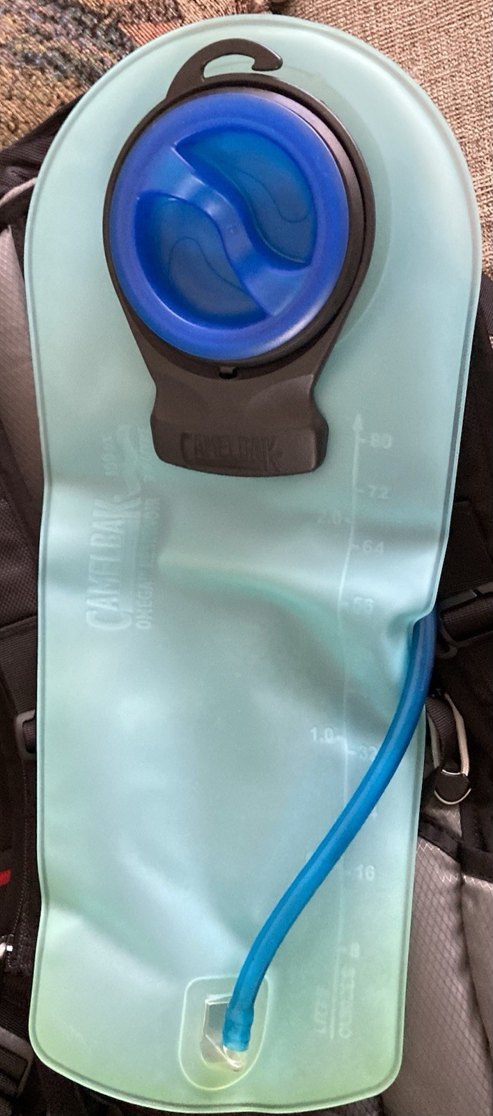 Camelbak Snobound Hydration Backpack 100 Ounce 3 Liter Bladder-New-Black-Red