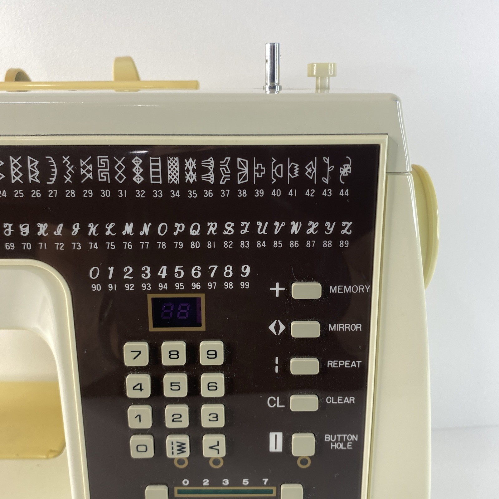 Vintage White 8000 Computerized Sewing Machine With Pedal Tested