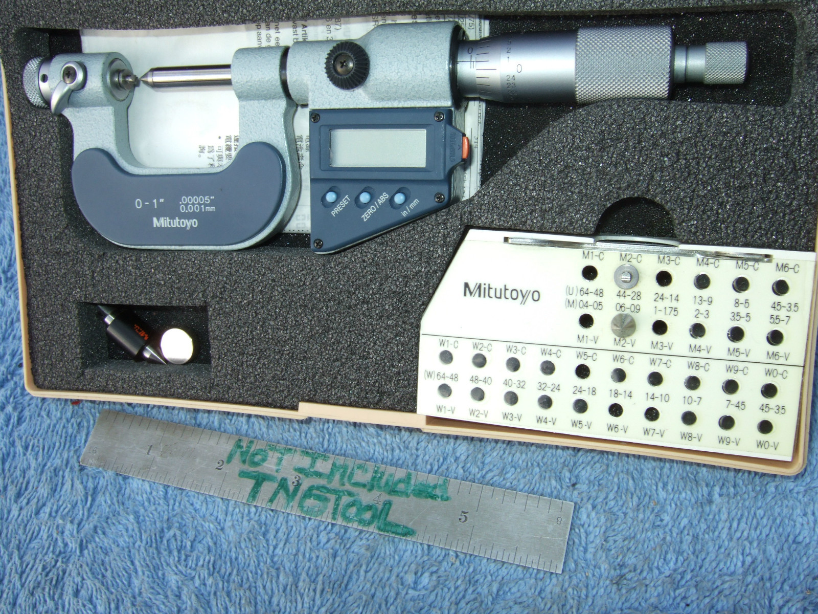 THREAD MICROMETER w/4anvils MITUTOYO 326-711-30 0-1" OVR $1300 IF NEW MACHINIST