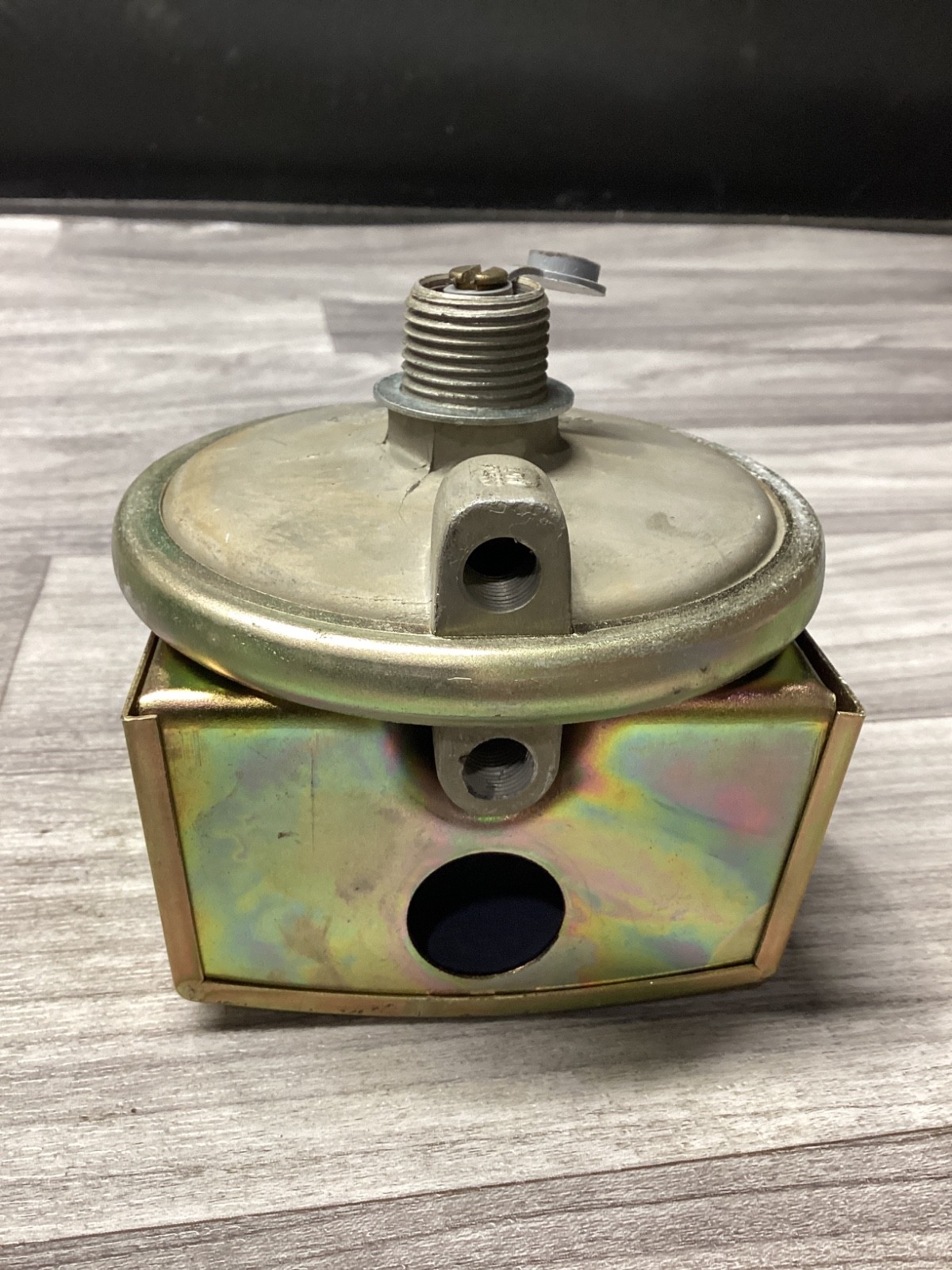 Dwyer 1823-80 Pressure Switch #122C148PR4