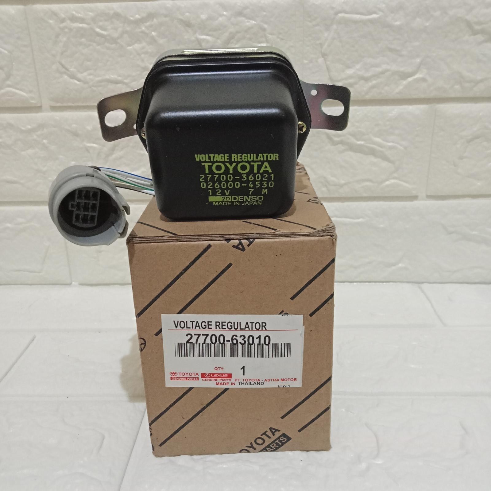 Genuine  Toyota Generator Regulator Assembly 27700-63010