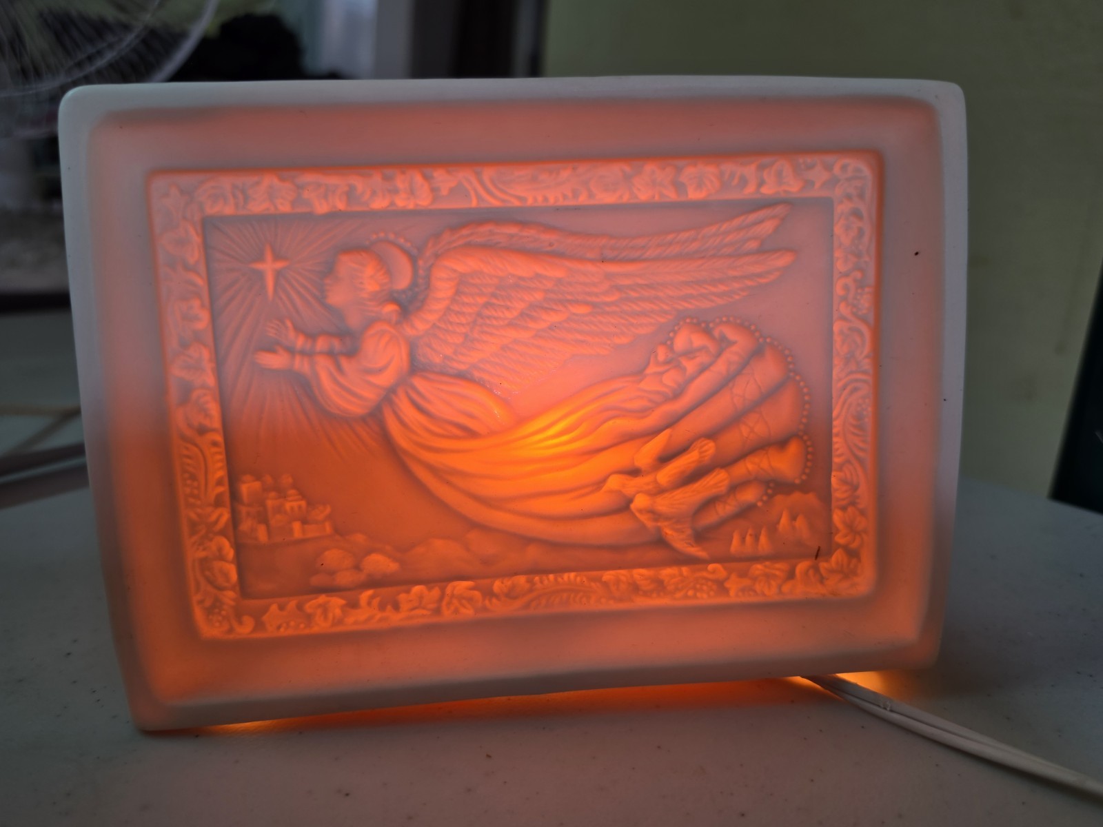 Vtg Christmas Lithophane Porcelain Bisque Flying Angel Table Nightlight *Works*