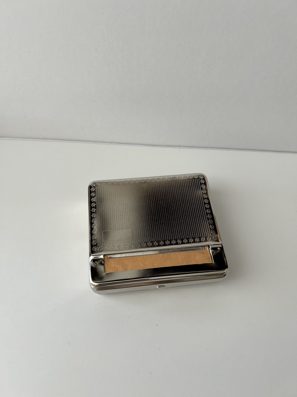 Automatic Tobacco Rolling Machine Tin Box SILVER COLOR (Chrome) NEW