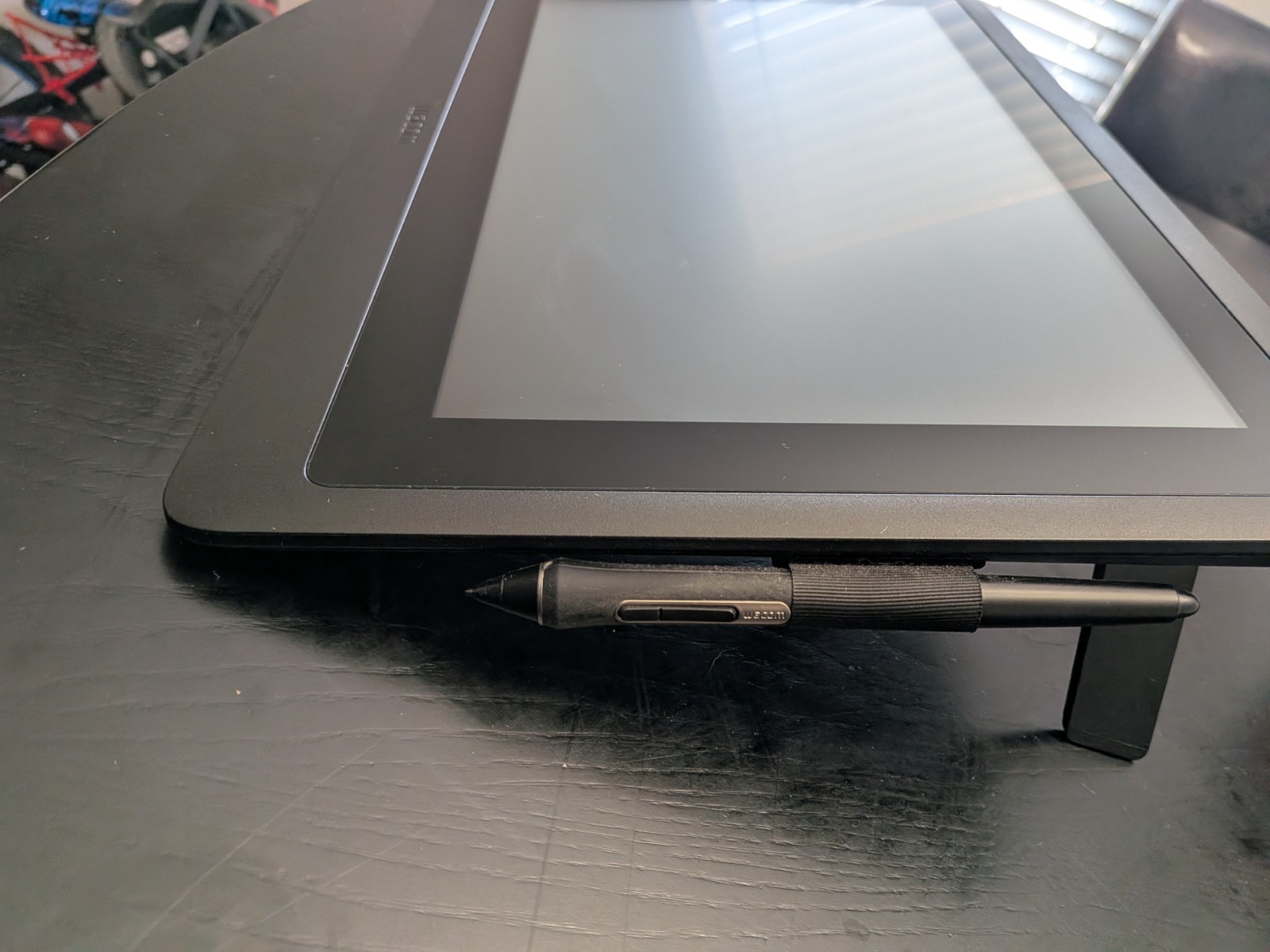 Wacom Cintiq 16 w/ Pro Pen 2