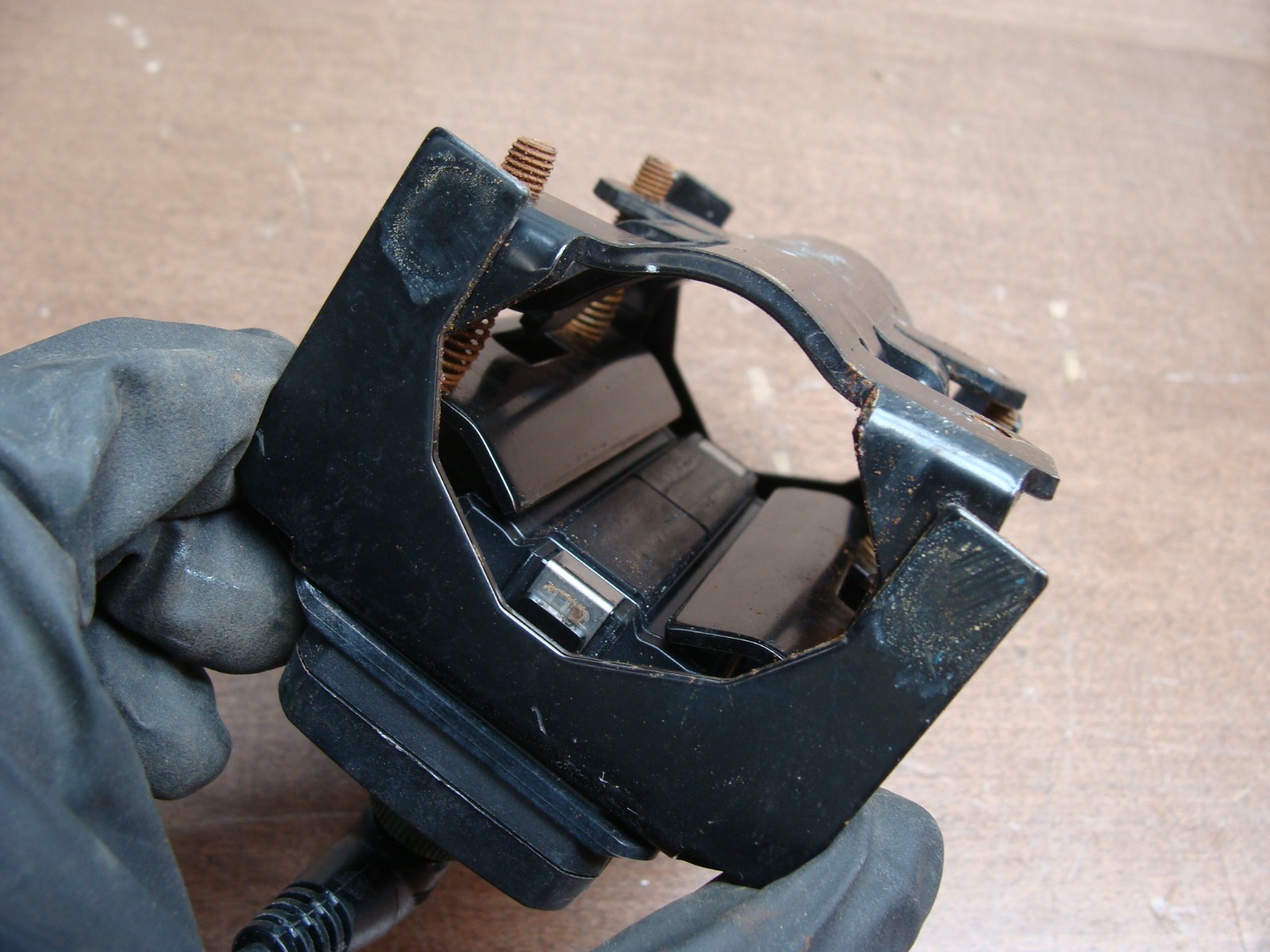 KEYENCE CLAMP ON ULTRASONIC FLOW SENSOR FD-Q32C SUPPORTS 1" & 1-1/4" PIPE