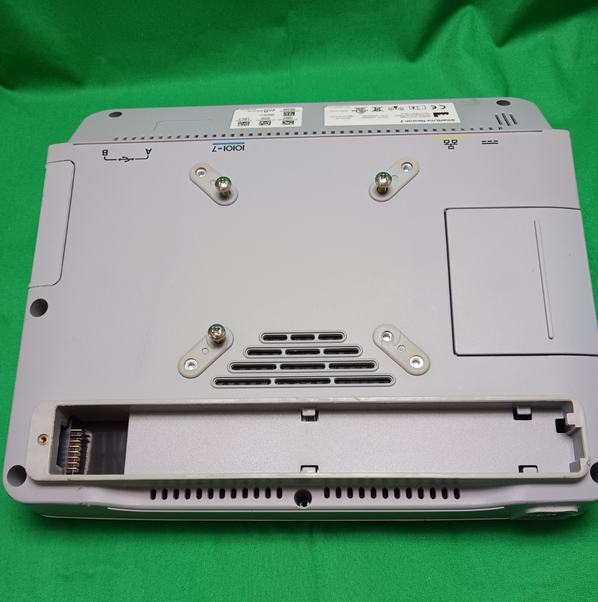 Capsule SmartLinx Neuron 2 Cracked Screen Powers On For Parts