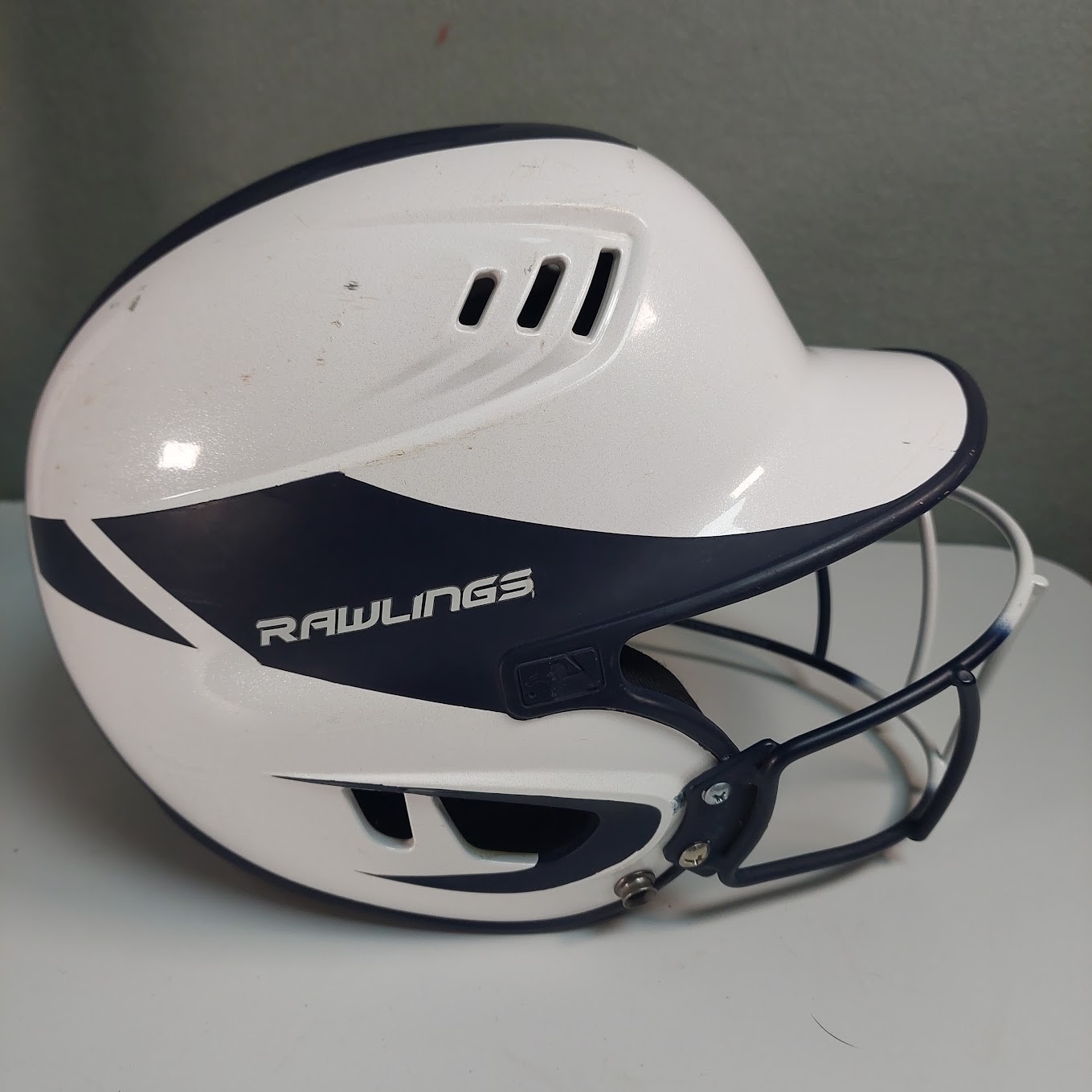 Rawlings R16S-REVB Matte WHITE Batting Helmet Fits 6 7/8-7 5/8 USED No Flaws