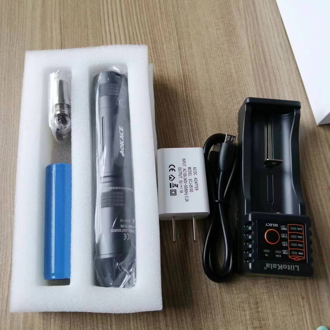 Rechargable Brightness  Ajustable 5W Portable LED Endoscope Cold Light Source