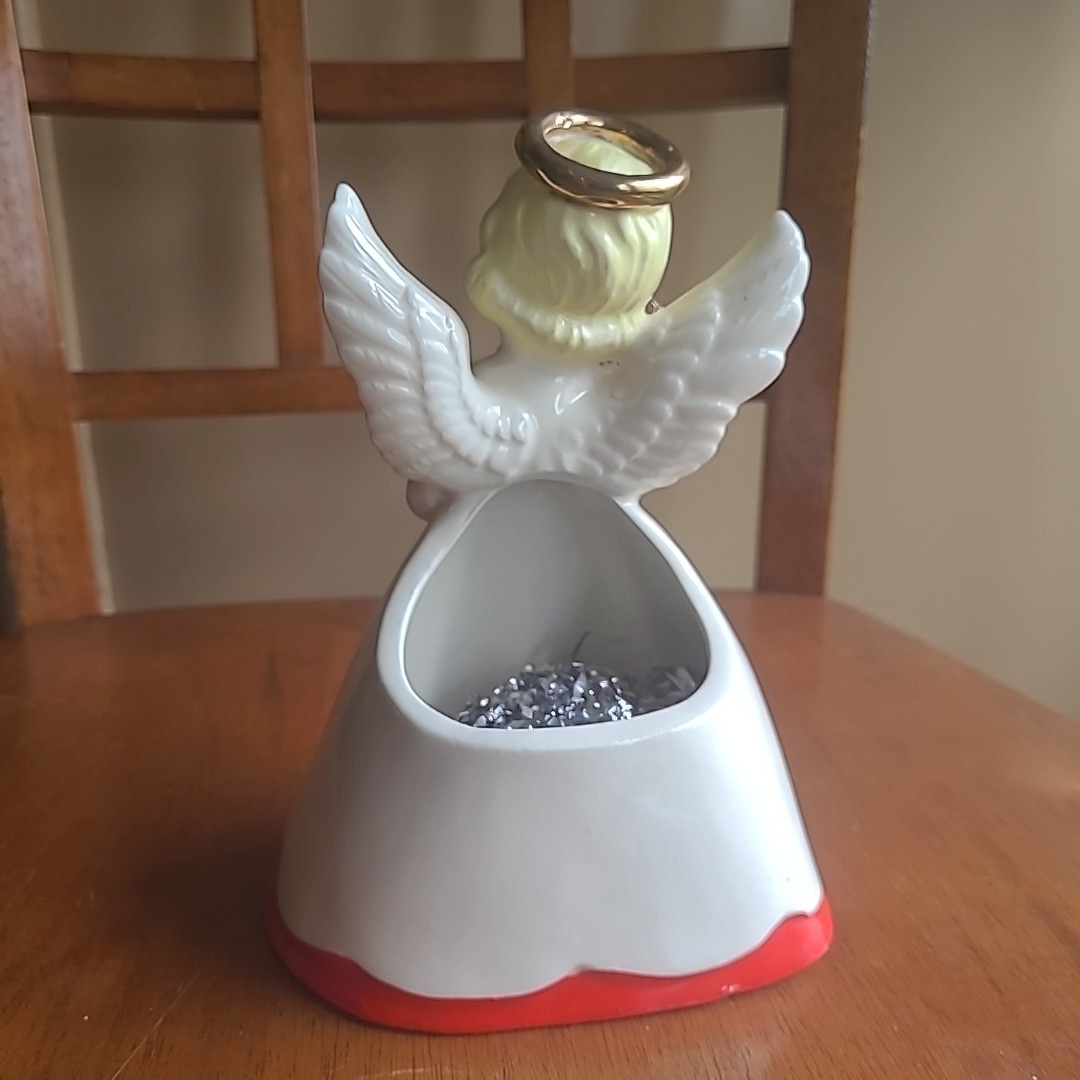 Norcrest Japan Christmas Angel Planter Vase X-178 Holly Leaves Praying Hands 7"