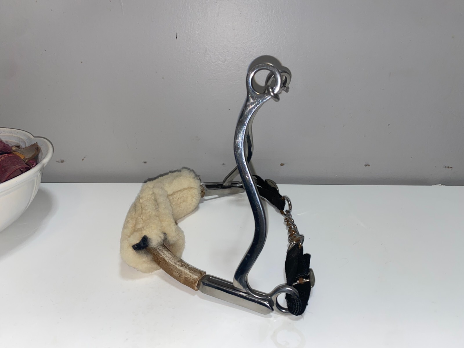 PARTRADE FLEECE NOSE MECHANICAL HACKAMORE WITH CHIN STRAP