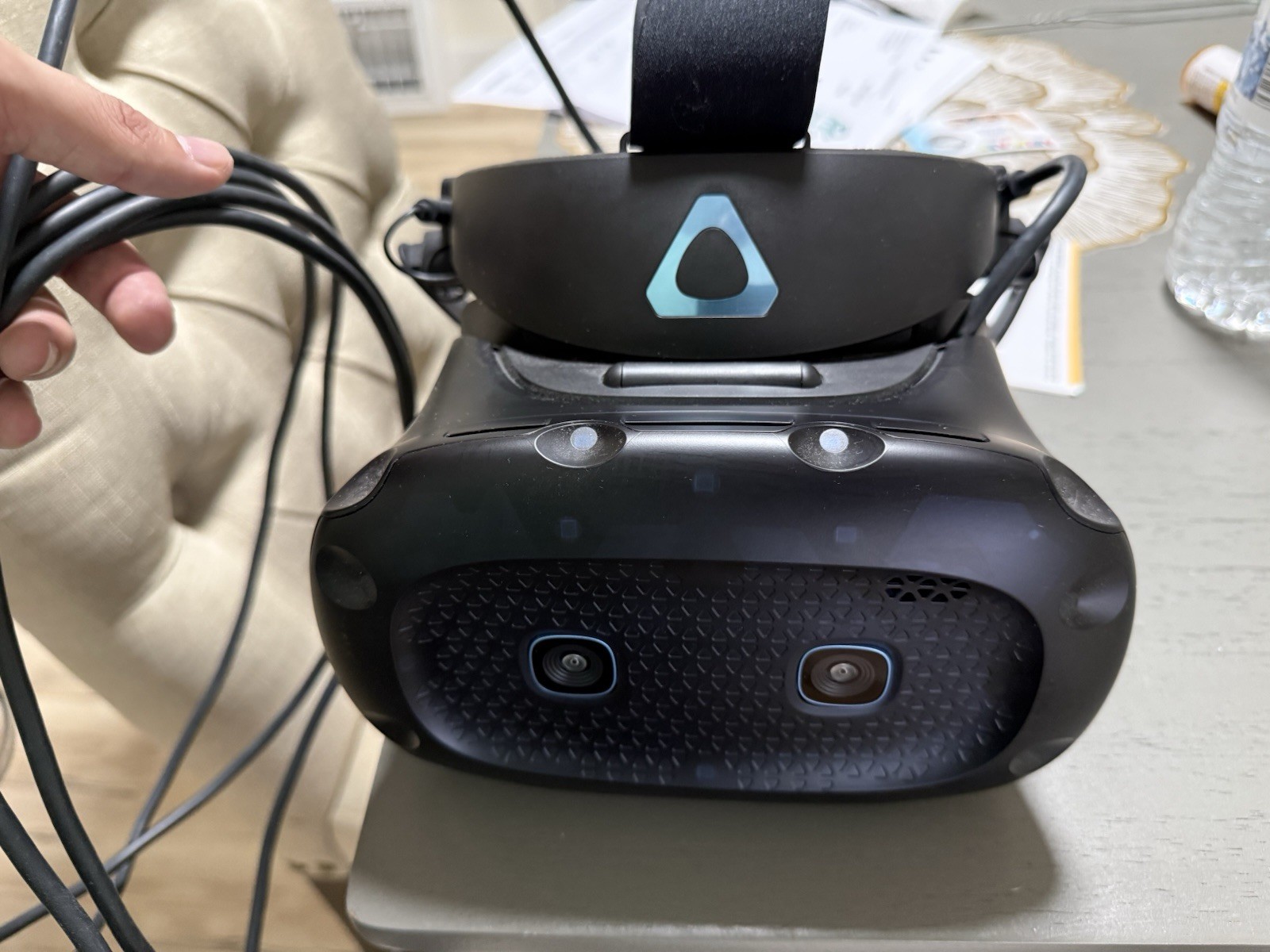 VIVE Cosmos Elite PC & Console VR Headset Kit Black w/2 Controllers