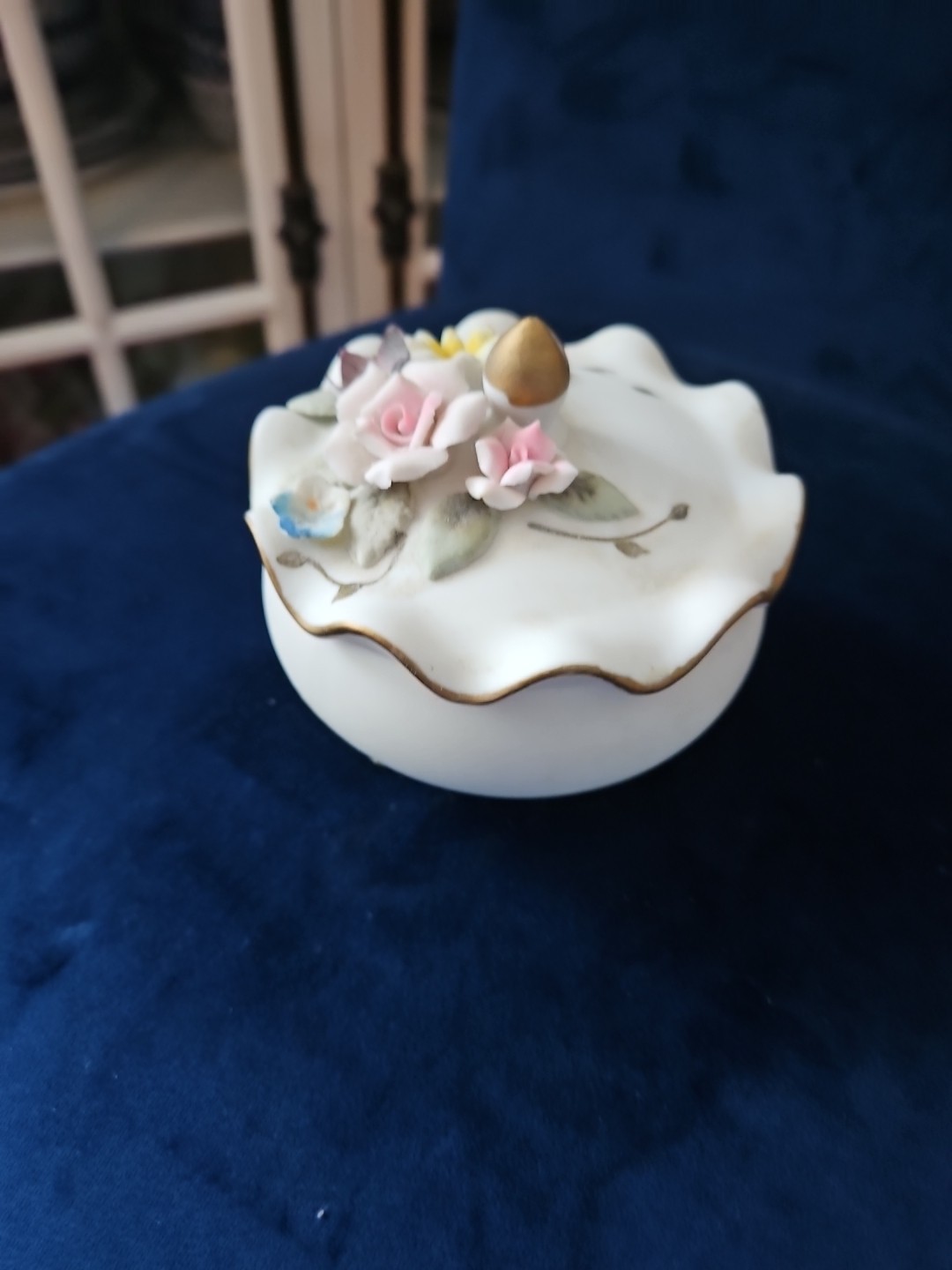 Lefton Floral Trinket Box Round 3.5" Diameter