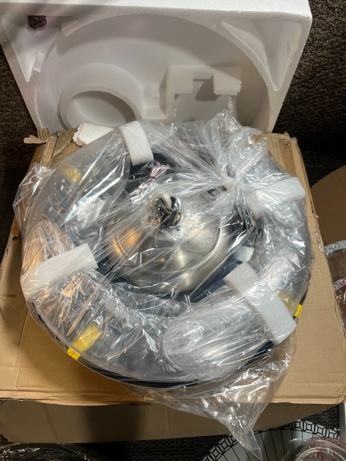 (QTY 1) DC Variable Fan Lamp with Hardware 8502365371