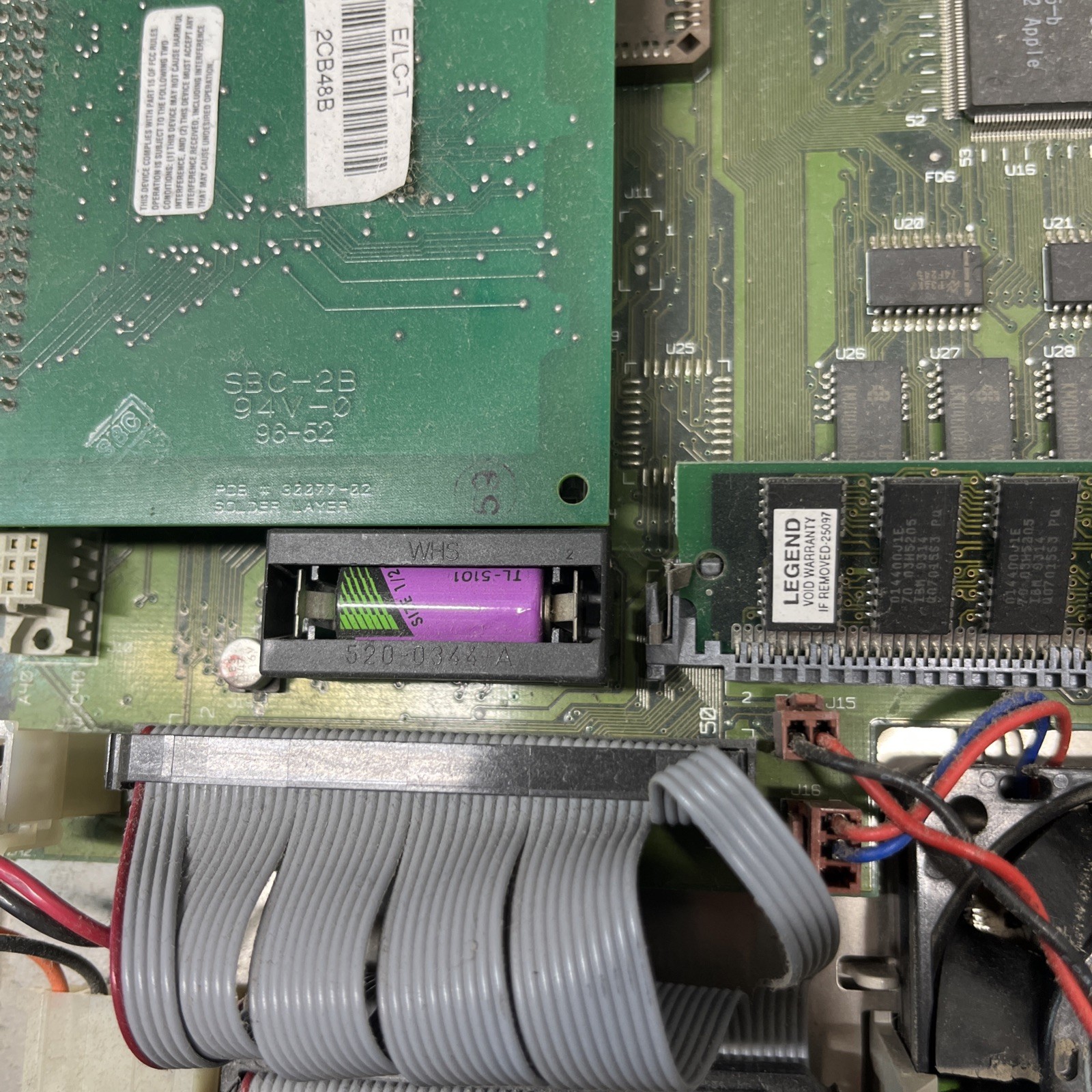 Apple Macintosh LC III Computer 1993 Model: M1254 POWERS ON- READ DESCRIPTION