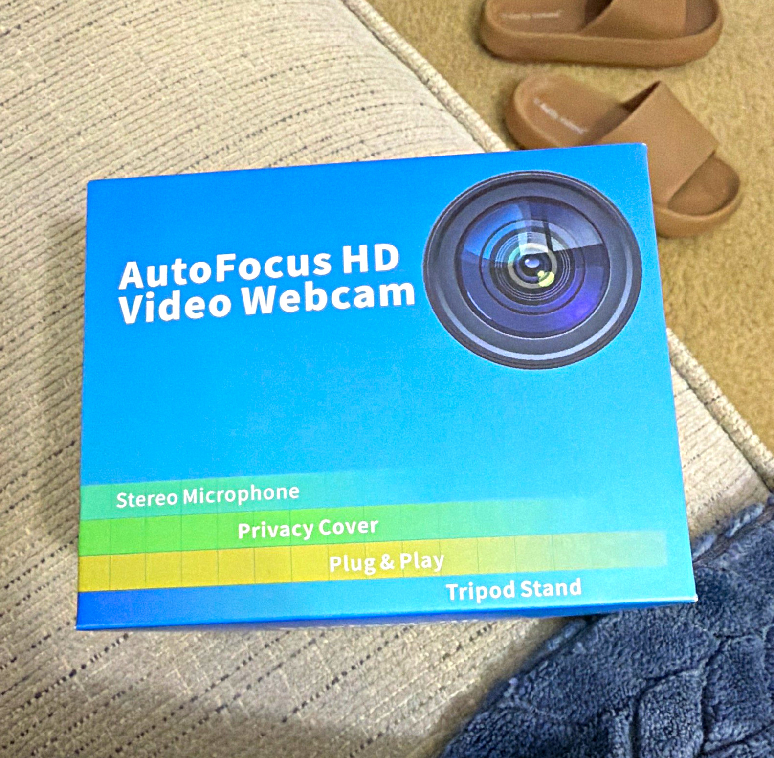 AutoFocus HD Video Webcam w/ Built-in Mic, Privacy Cover, Plug & Play