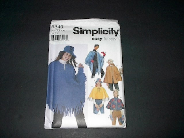 Simplicity Pattern 5349 Misses' Ponchos, Purse, Hat and Mittens  L, XL  Uncut