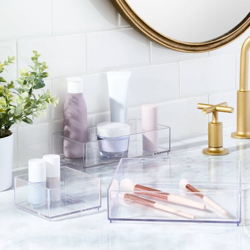 Medium 8" x 8" x 2" Plastic Organizer Tray Clear