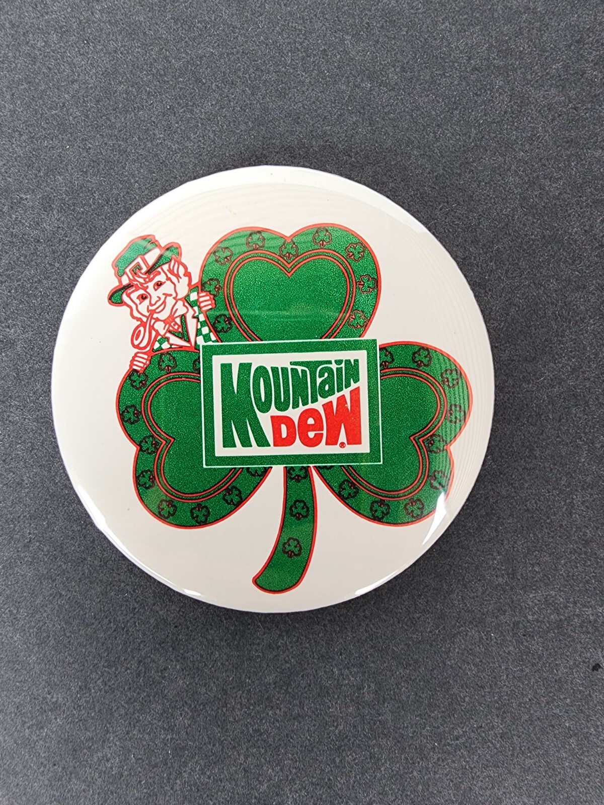 Mountain Dew St. Patrick's Day Pinback pin 3" diameter (Leprechaun) NOS