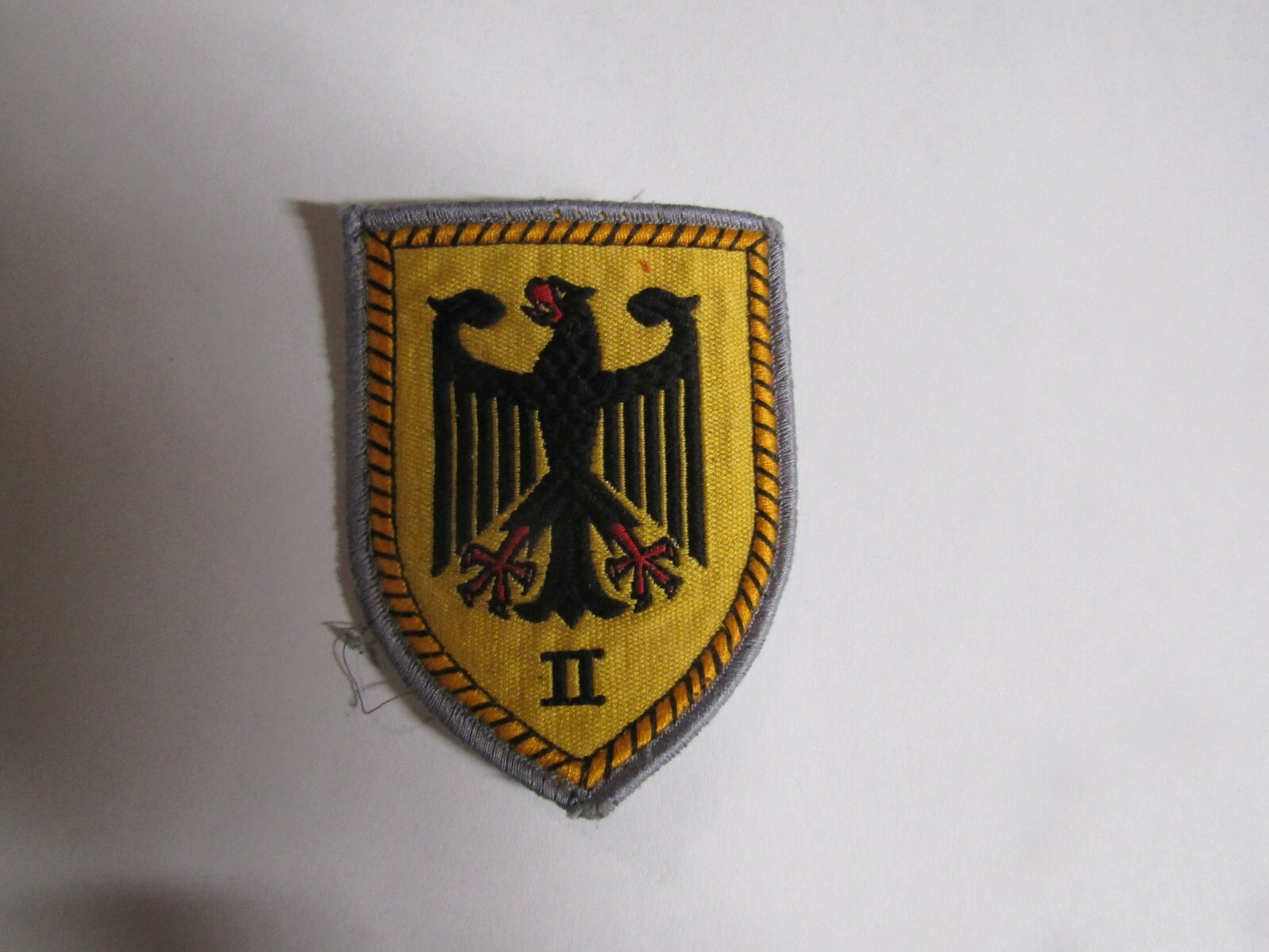 MILITARY PATCH SEW ON FOREIGN GERMAN TERRITORIAL COMMAND UNITS 2ND DIVISION II