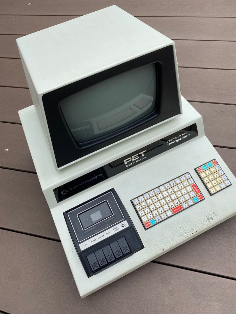 Commodore PET 2001-8 Vintage Computer Powers On Only 100V