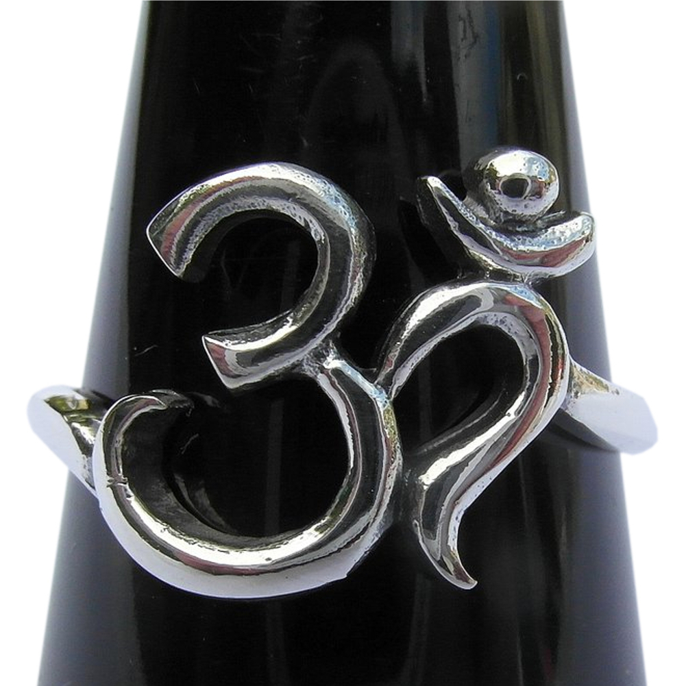 Sterling  Silver  (925)    Om   Ring   !!       Brand  New  !!
