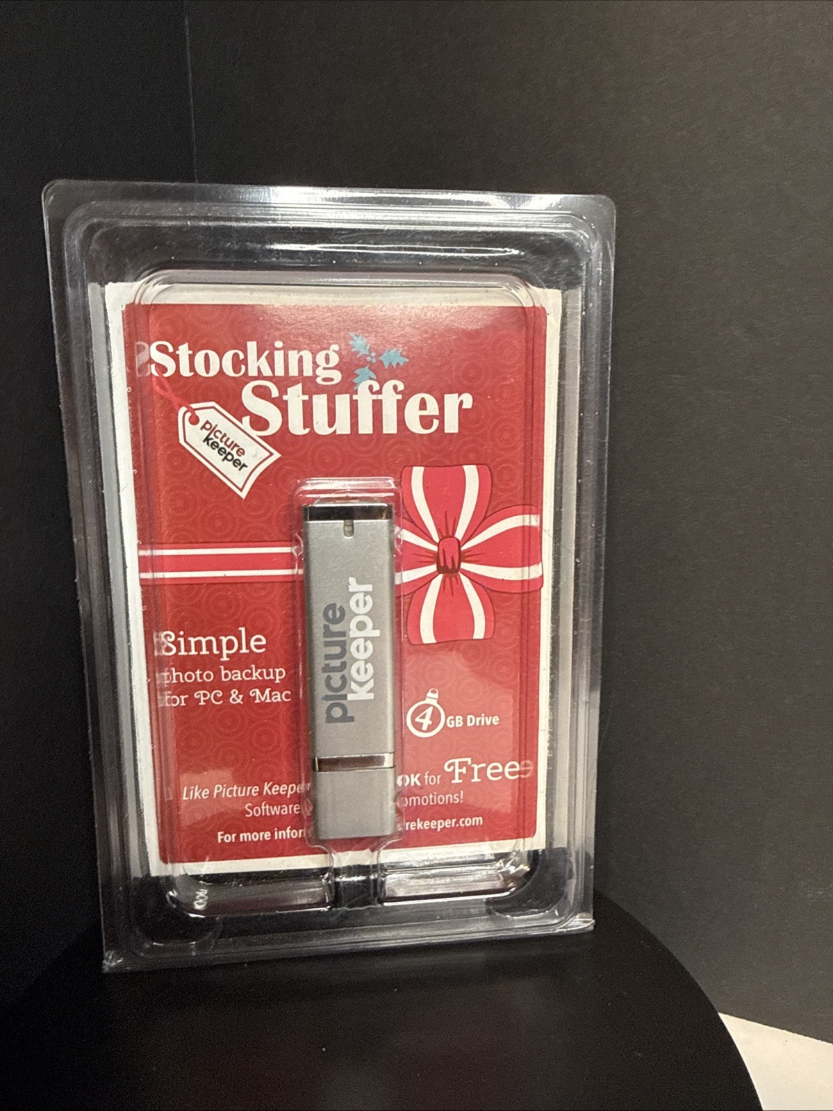 Picture Keeper Connect 4 GB Photo Backup Silver Flash Drive Android Apple NIP