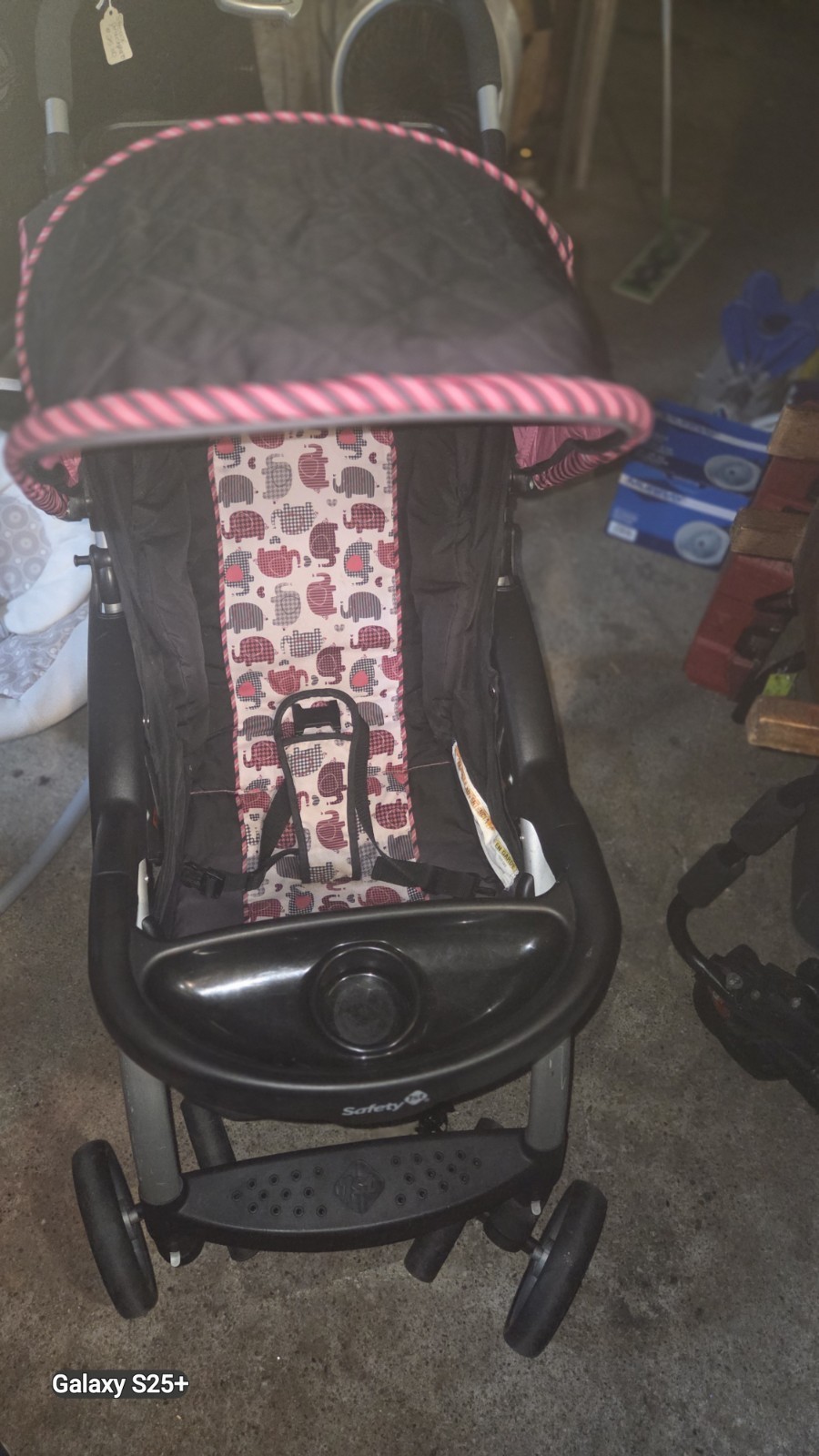 Safety 1st Single Stroller Black/Pink Canopy Hood Cup Holder Storage Basket