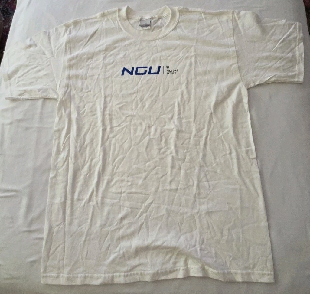 Vintage Nike Golf University Large White T-shirt NEW