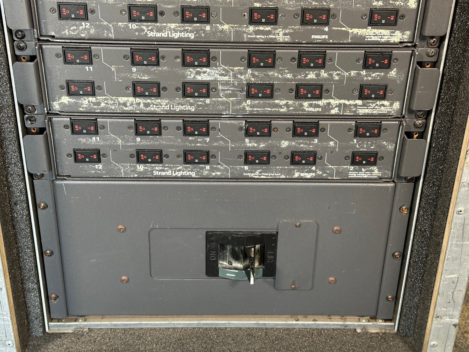 Philips Strand Lighting LightRack Control Rack