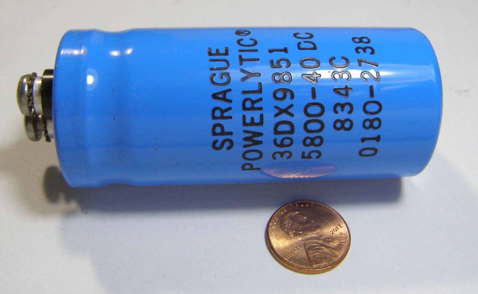 SPRAGUE POWERLYTIC CAPACITOR MODEL: 36DX9851 5800-40DC BLUE