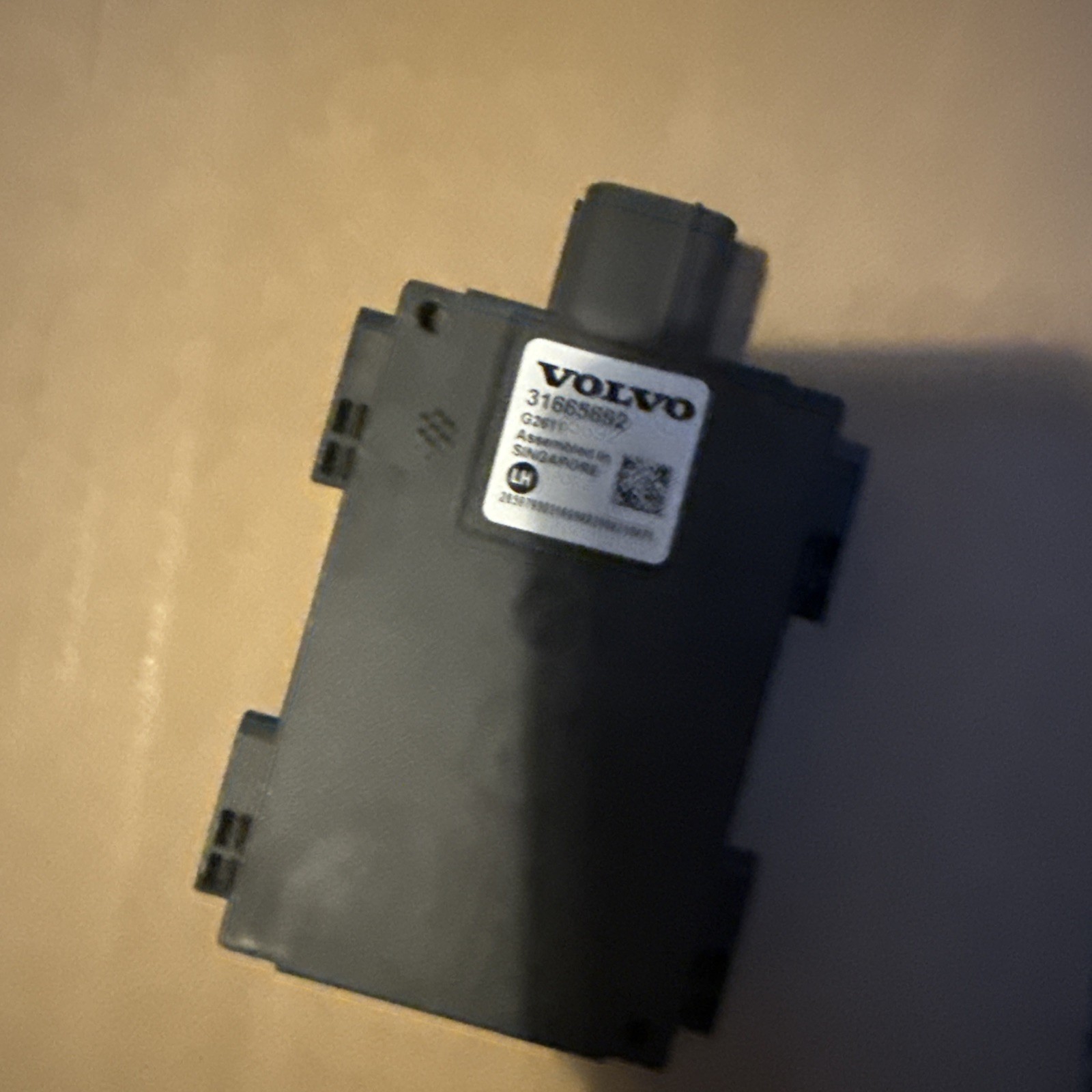 Volvo OEM Left Blind Spot Detection Sensor Module 31665692 XC60 XC90 S90 V90