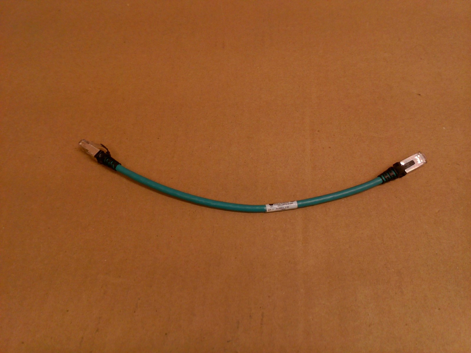 1585J-M8CBJM-0M3 A Allen Bradley NEW PLC Media Ethernet RJ45 0.3M Cable