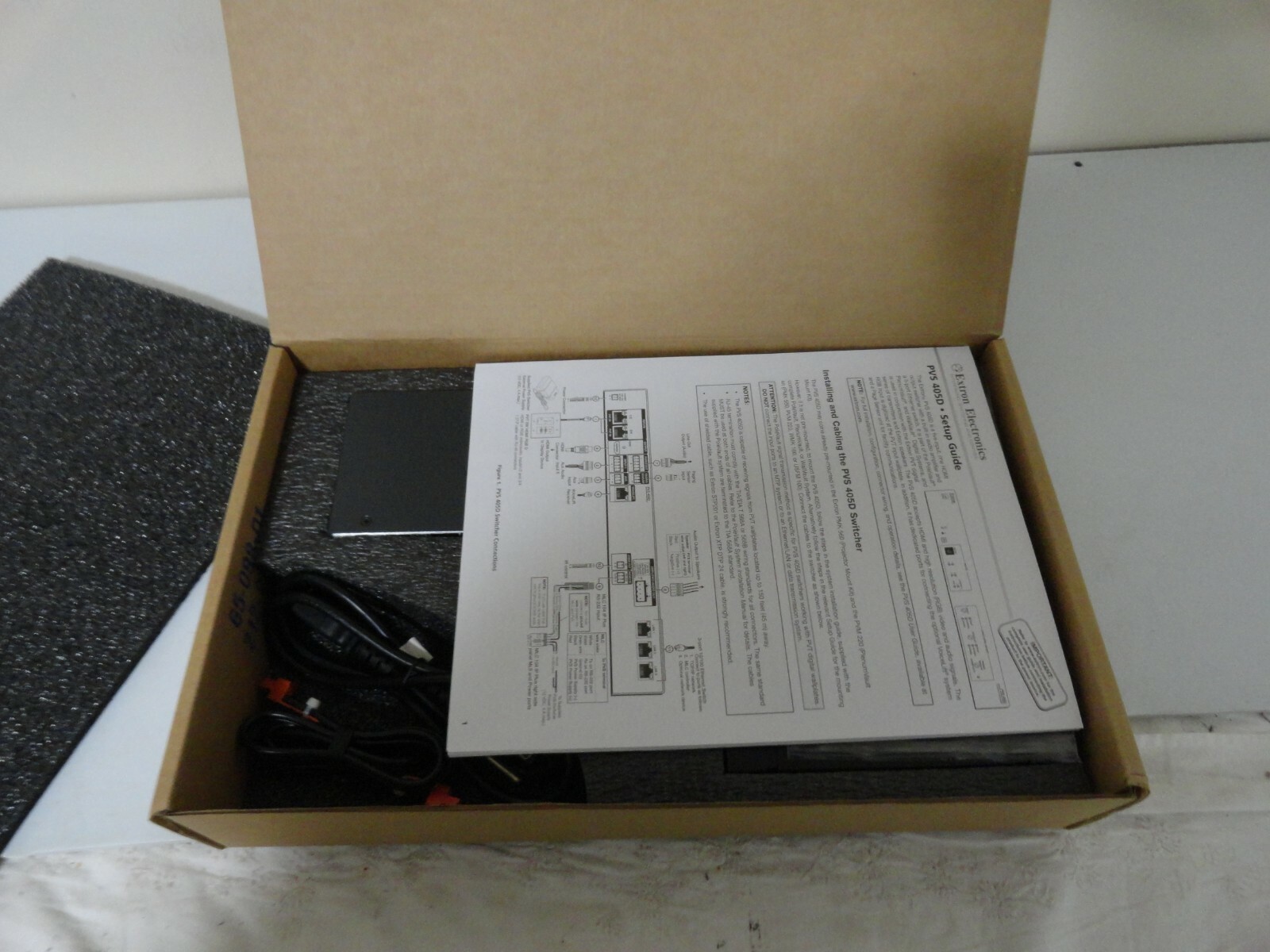 Extron Electronics PVS 405D Polevault Digital Switcher