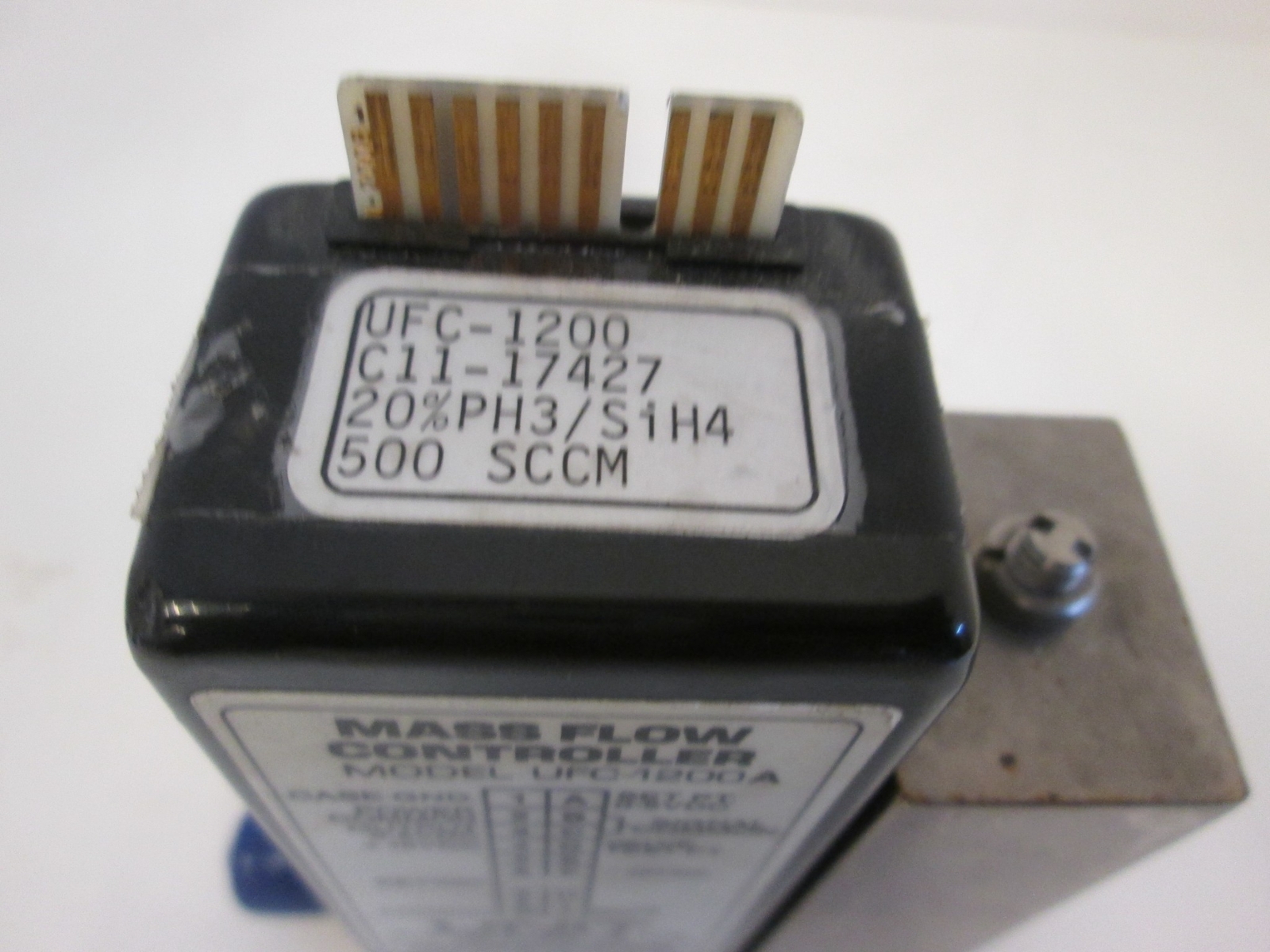 Unit Instruments, UFC-1200, Mass Flow Controller, 500 SCCM, 20%PH3/SIH4, Used