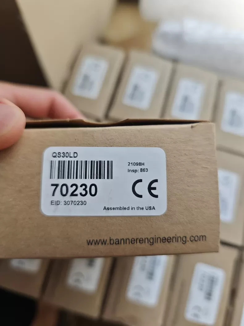 1pcs New BANNER QS30LD Photoelectric sensor-70230