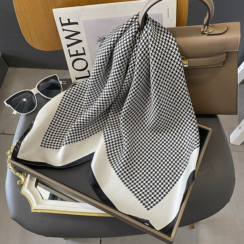 100% Silk Scarf Women White Black Houndstoo Kerchief Square Bandana Wrap 68*68cm