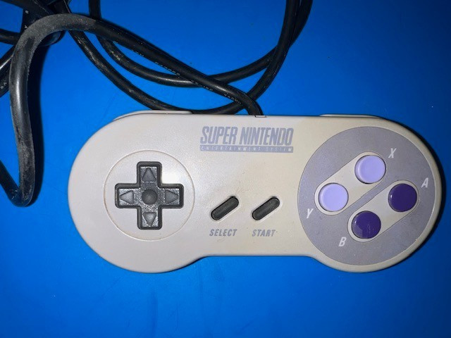 Super Nintendo OEM controller. Used, working