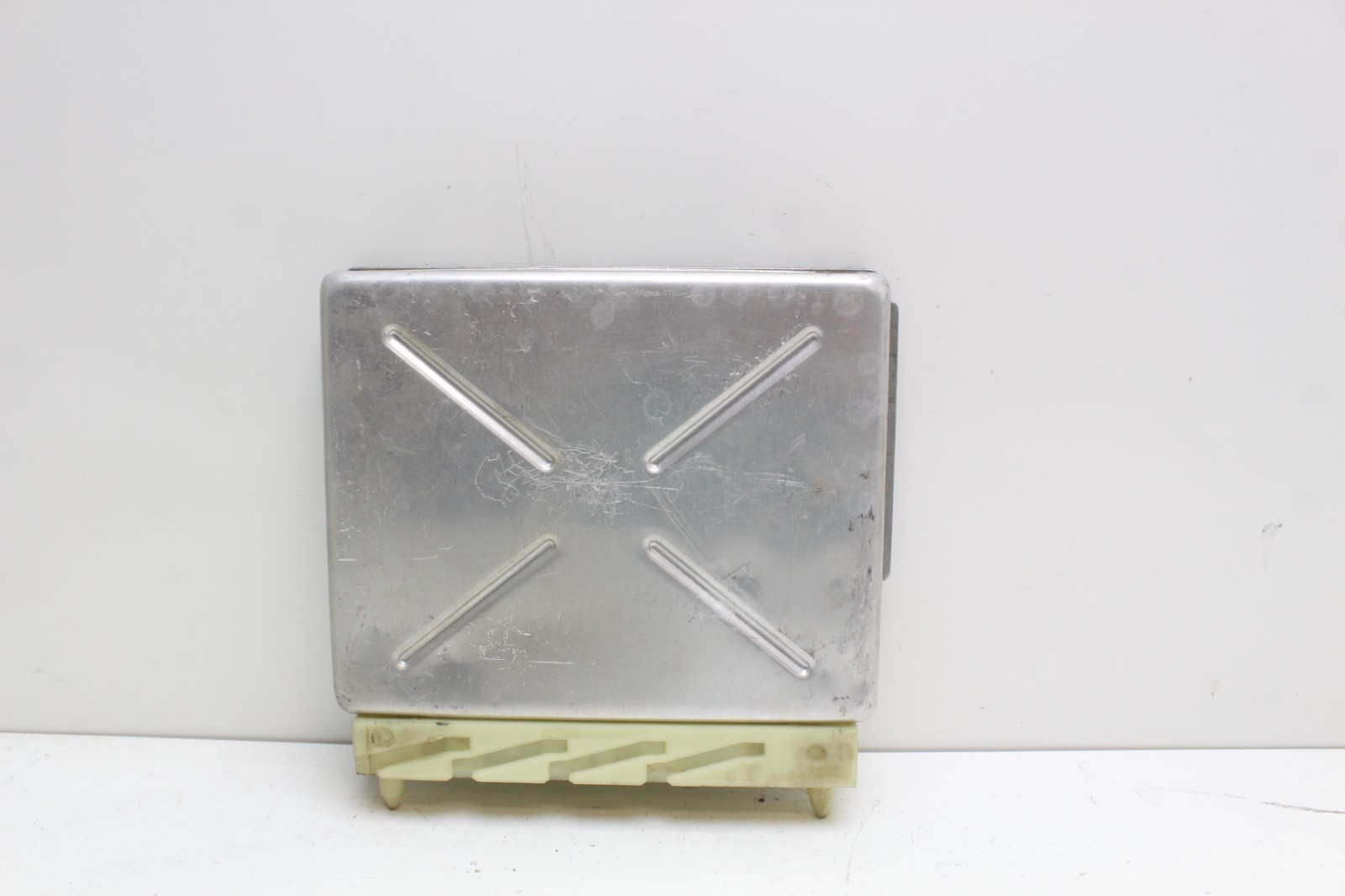 Volvo TCM TCU Transmission Control Module S60 S80 V70 XC70 XC90 P09480761