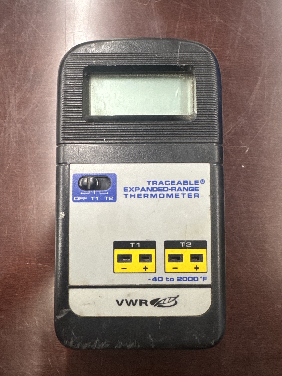 VWR® #61161-280 VWR® Traceable® Expanded Range Thermometer °F/°C