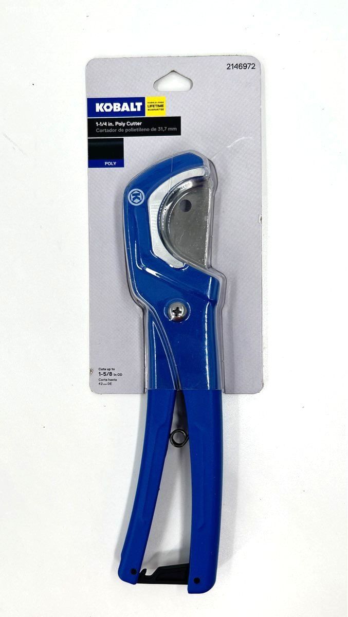 Kobalt Reversible blade Durable Aluminum Structure 1 1/4 In Poly Tube Cutter