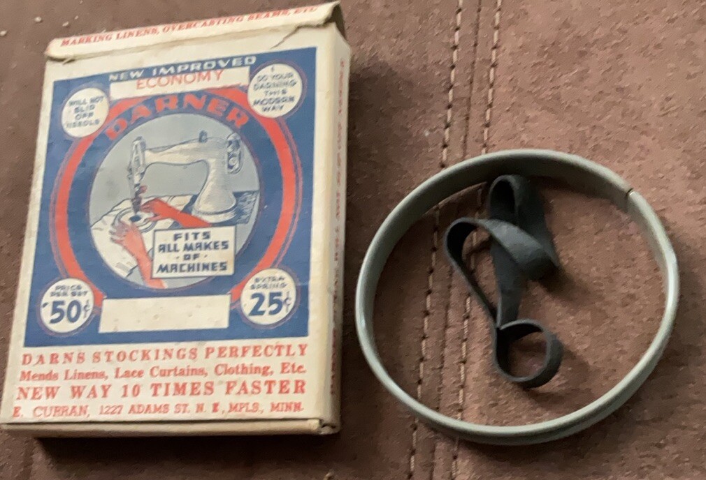 VINTAGE ADVERTISING DARNER SEWING ,DARN STOCKING PERFECTLY WITH ORIGINAL BOX