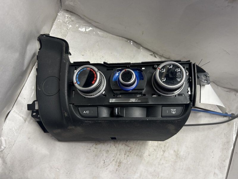 2015-2020 Honda Fit AC Heater Climate Control Temperature Control OEM