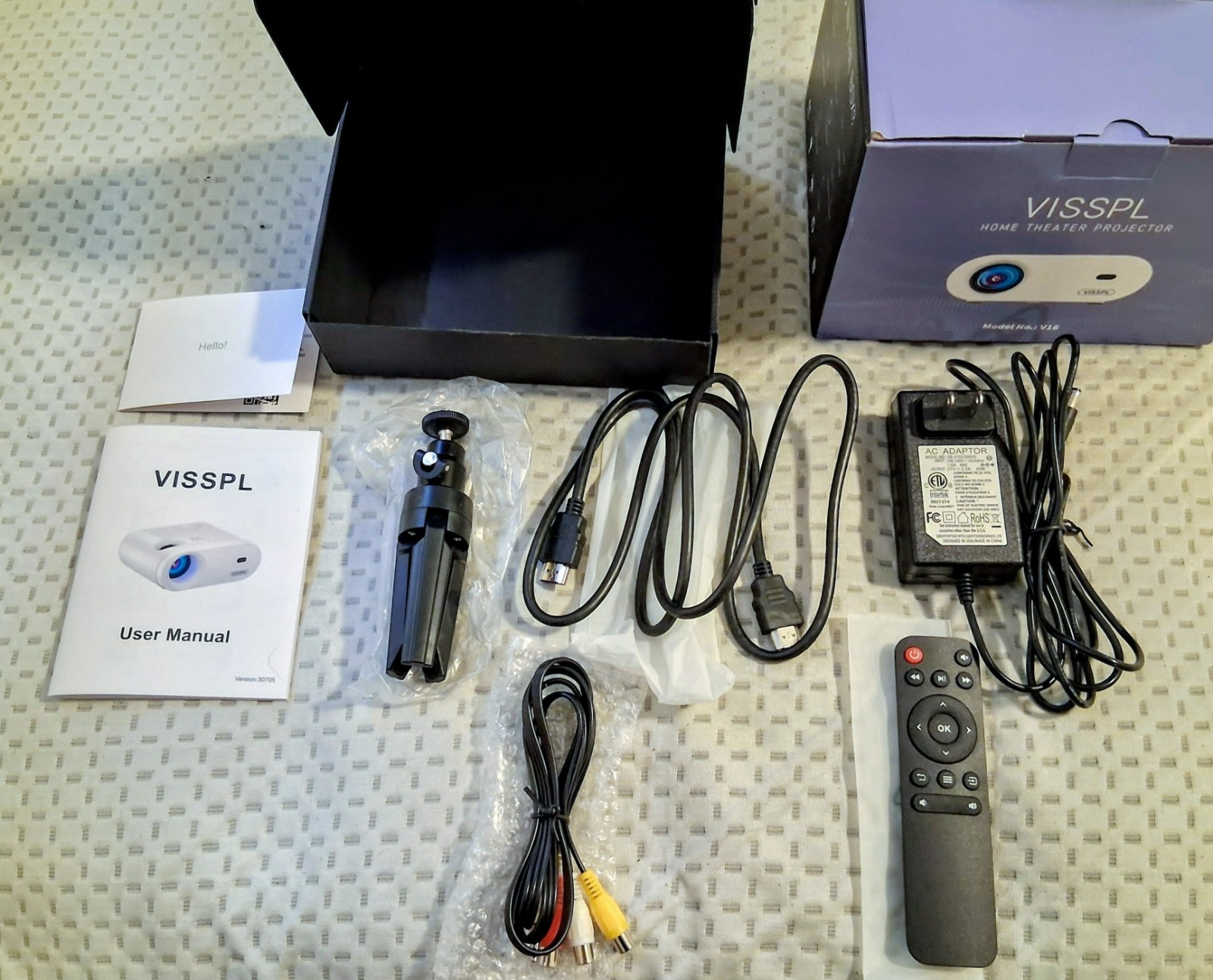 VISSPL Home Theater 1080 Projector Model V16 New Open Box Prjct Screen Included