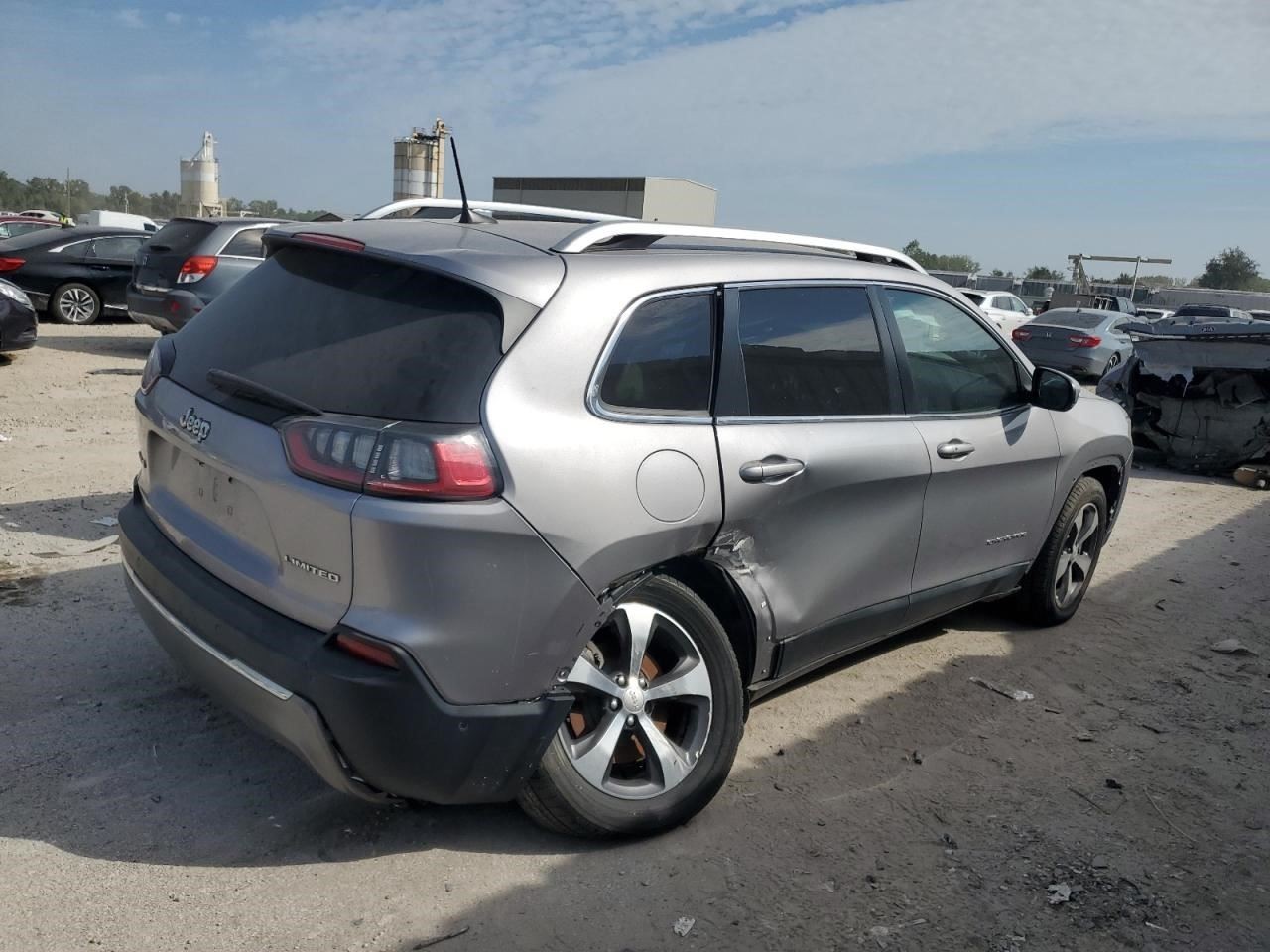 2019 JEEP CHEROKEE Air Shutter