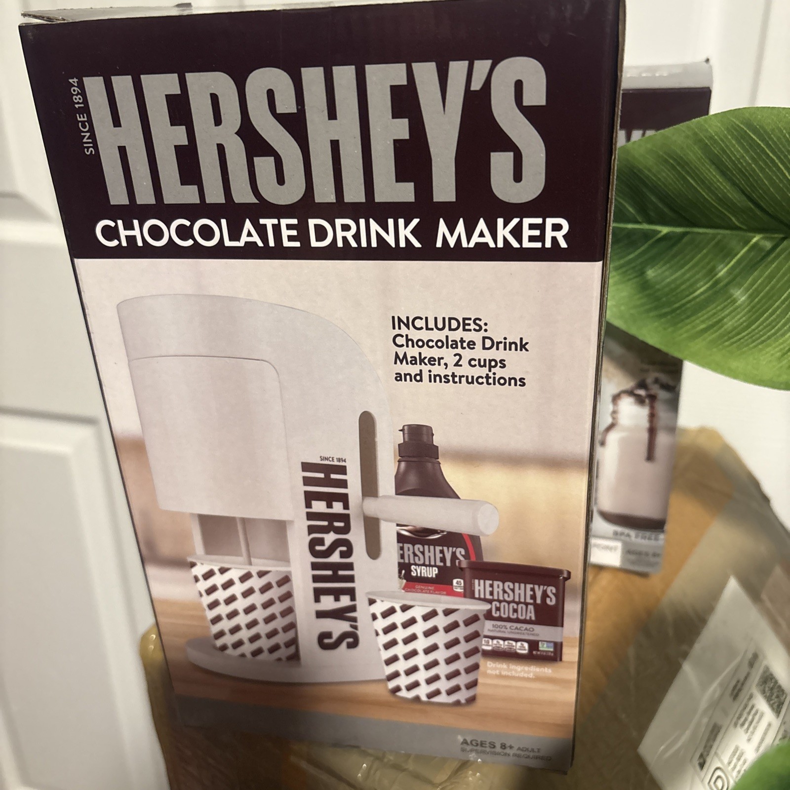 Hershey's Chocolate Drink Maker Includes Machine & 2 Paper Cups New/Sealed